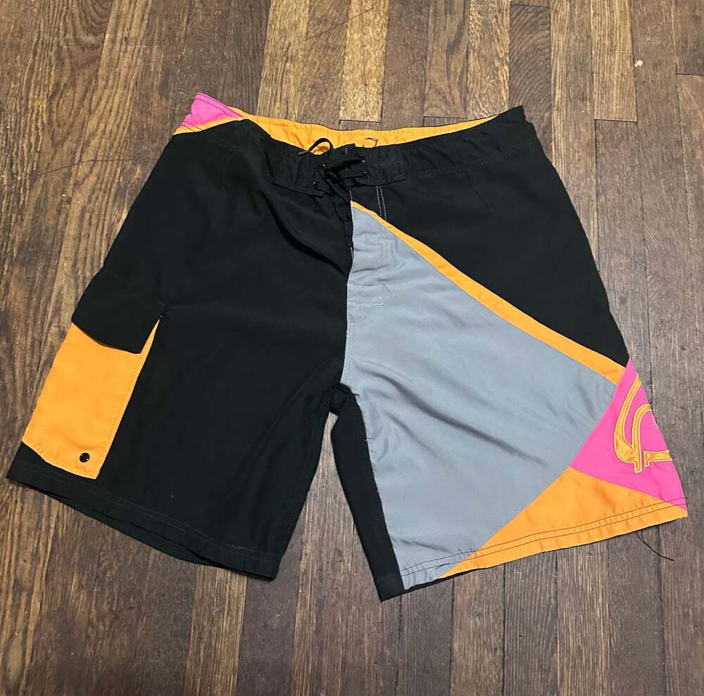 Wave Zone Men's Multi-Color Colorblock Retro Board Shorts with Cargo Pocket M
